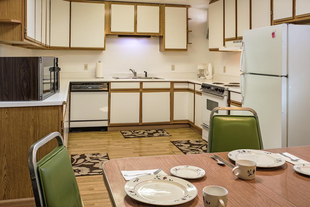 Jnr Hotel Cedarville 外观 照片